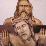 4. Vybavení kaple v Říčanech u Prahy, detail kříže